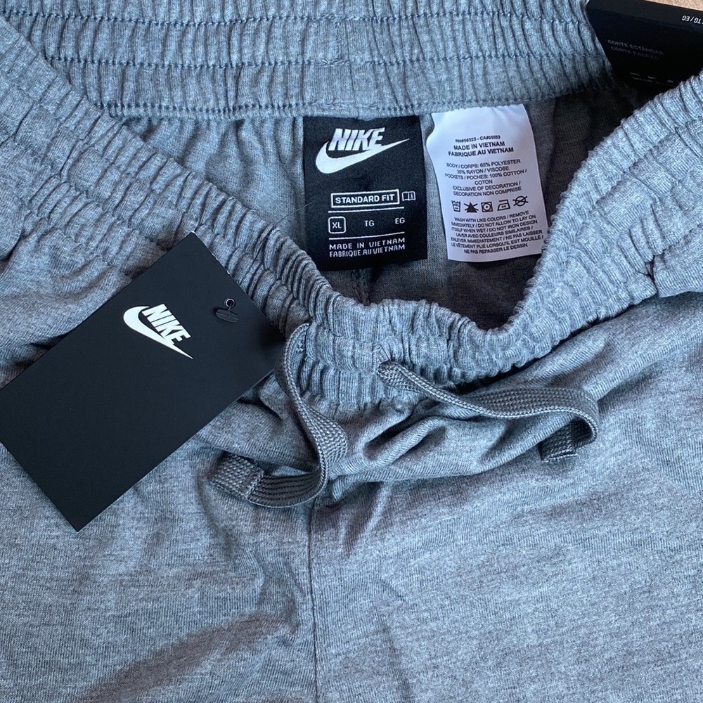 Boys Nike Jersey Shorts Size XL - Picture 6 of 8